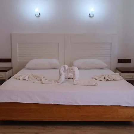 Apella Hotel 3*